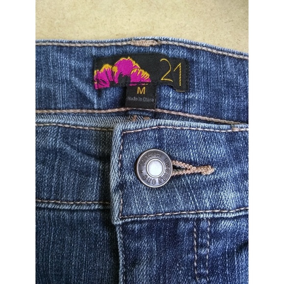 BOGO 🆓️ EUC - Forever 21 Denim Mini Skirt - Picture 3 of 6